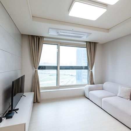 The November Stay In Landmark Incheon Dış mekan fotoğraf